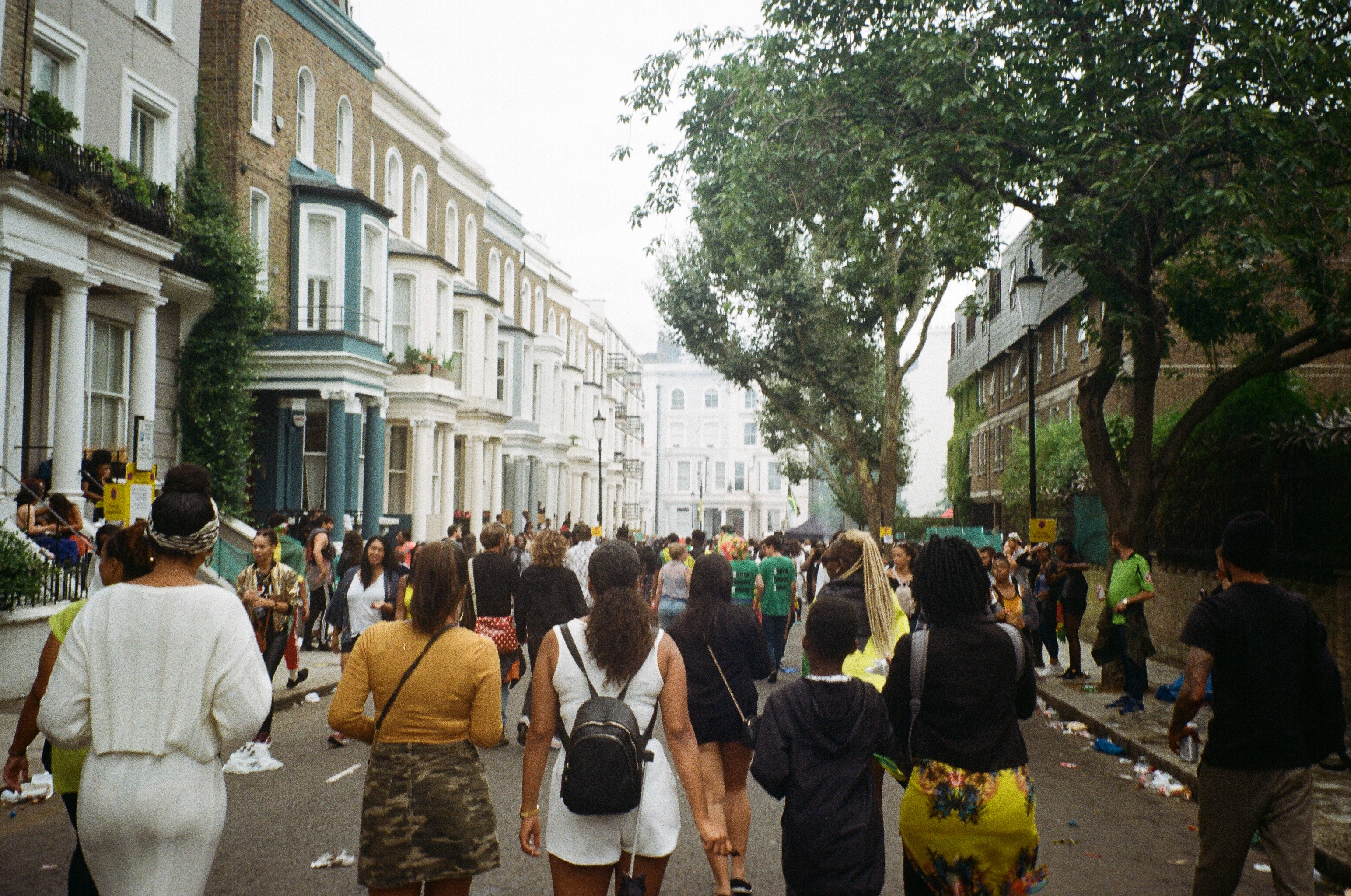 nottinghill carnival crowds